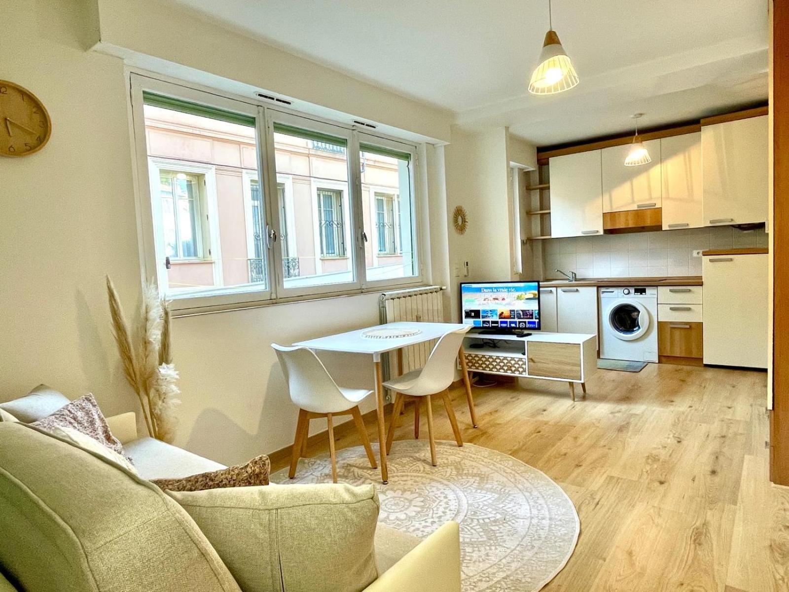 Cas'Azur Apartment Ментона Екстериор снимка